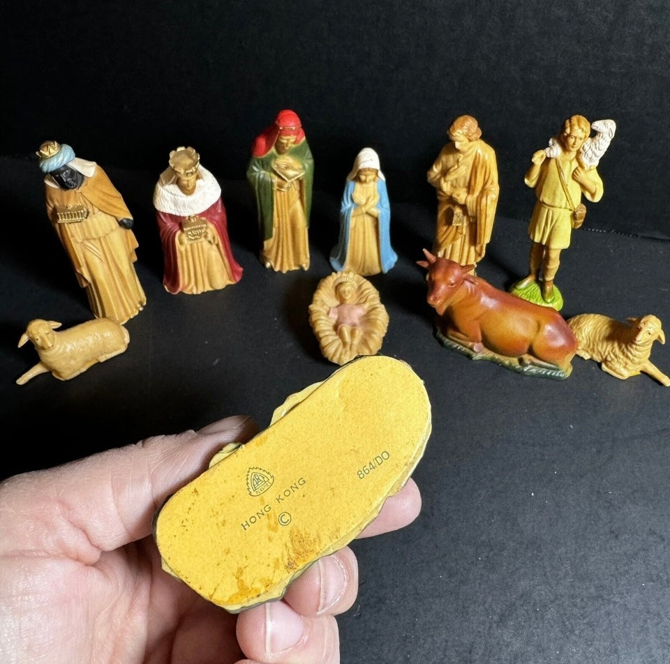Vintage Nativity Set [Item 0044]