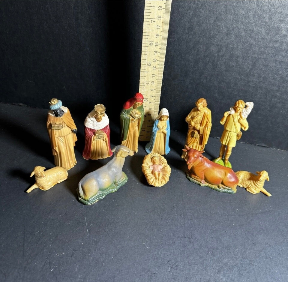 Vintage Nativity Set [Item 0044]