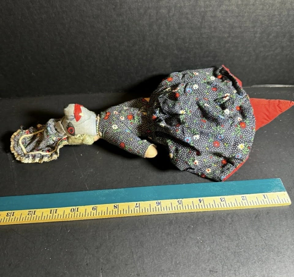 Vintage Red Riding Hood Flip Puppet Doll 1970s [Item 0048]