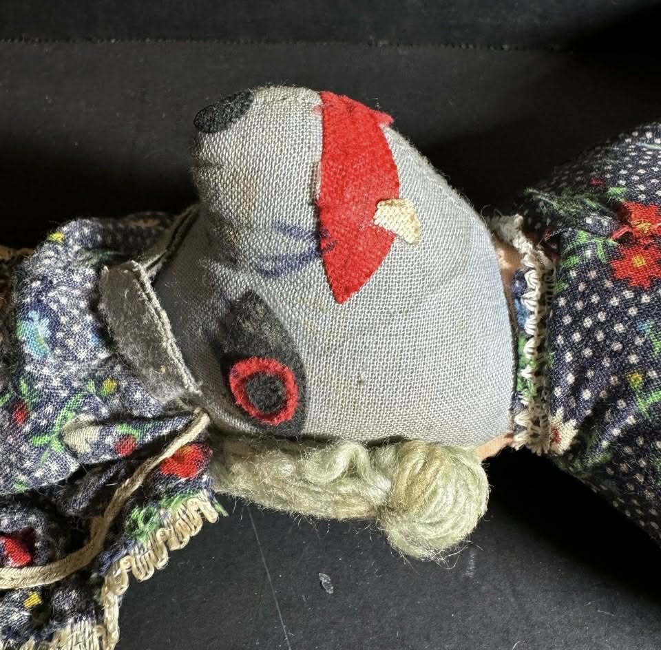 Vintage Red Riding Hood Flip Puppet Doll 1970s [Item 0048]