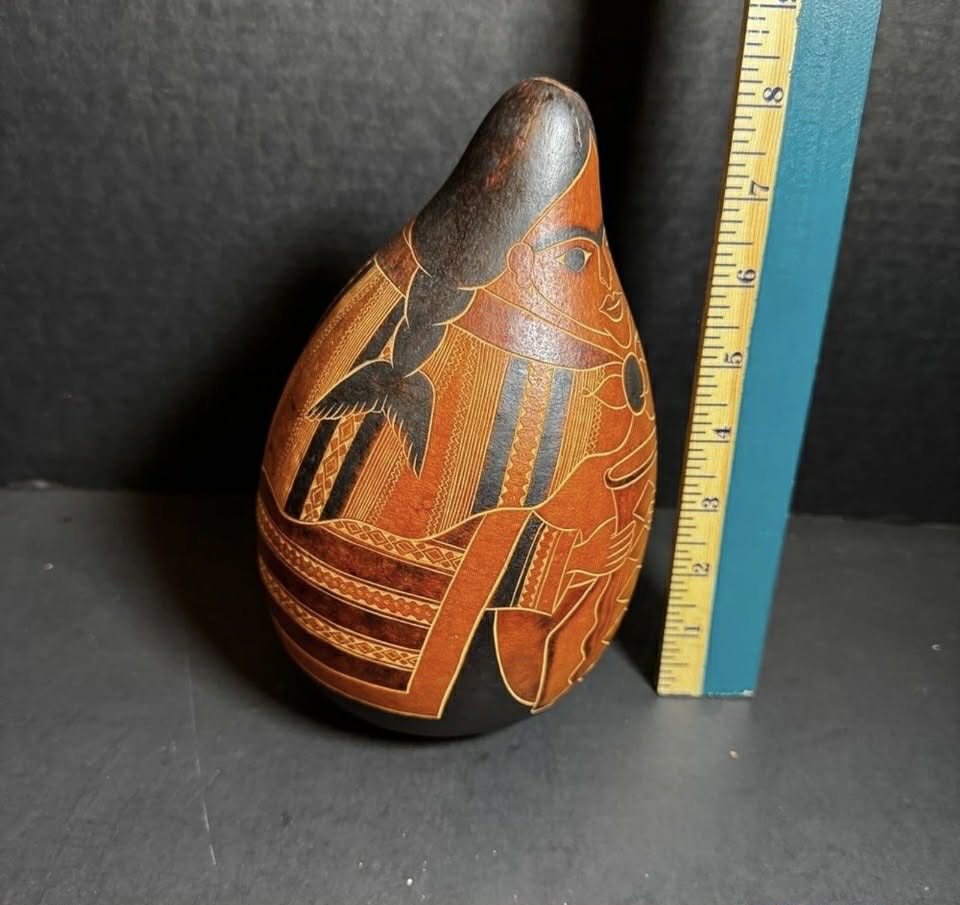 Cesar Aquino Signed Gourd Lady Vintage Peruvian Folk Art [Item 0052]