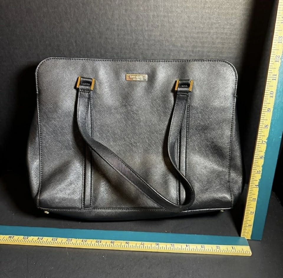 Kate Spade Black Purse [Item 0053]