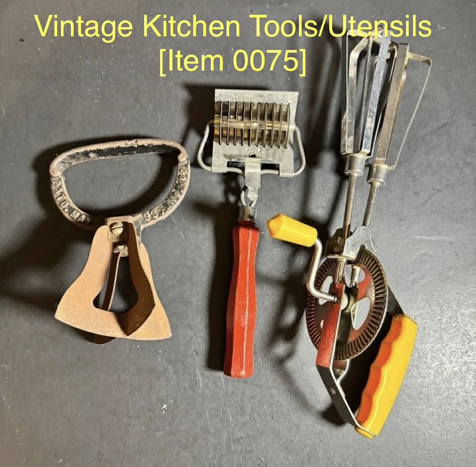 Vintage Kitchen Tools/Utensils [Item 0075]