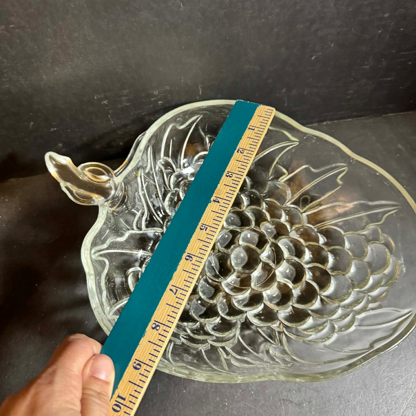 Vintage Large Clear Glass Grape Cluster Bowl [Item 0164]