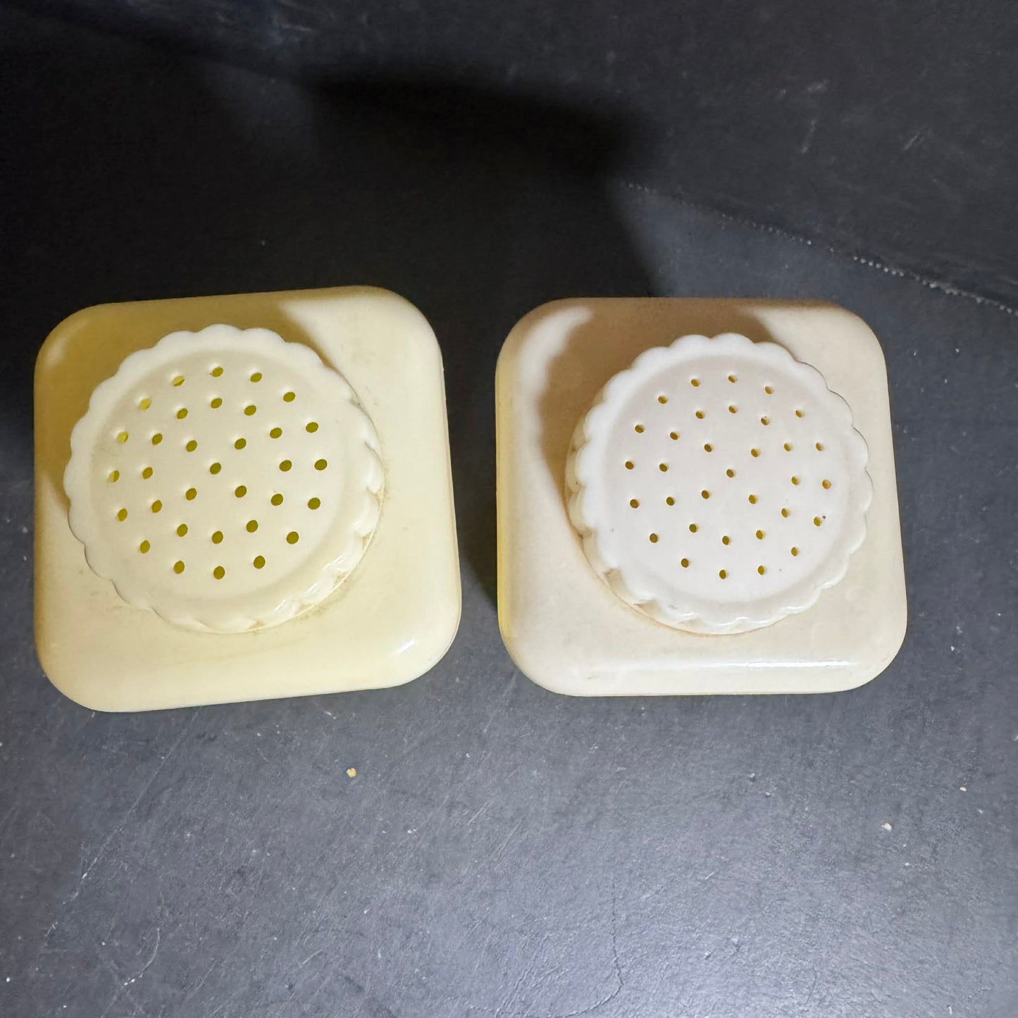 Vintage Lustro Wart Yellow Salt and Pepper Shakers [Item 0165]