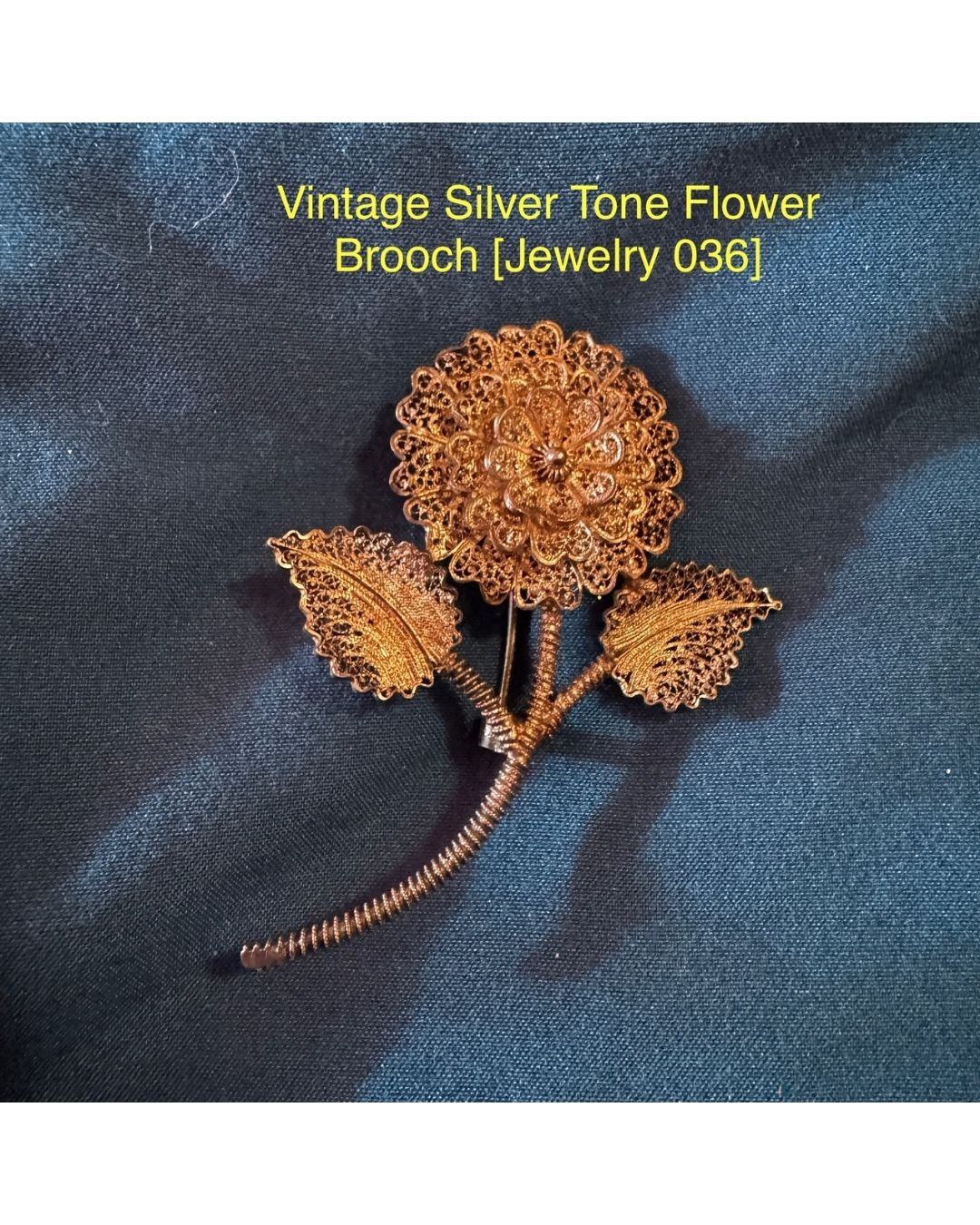 Vintage Silver Tone Flower Brooch [Jewelry 036]