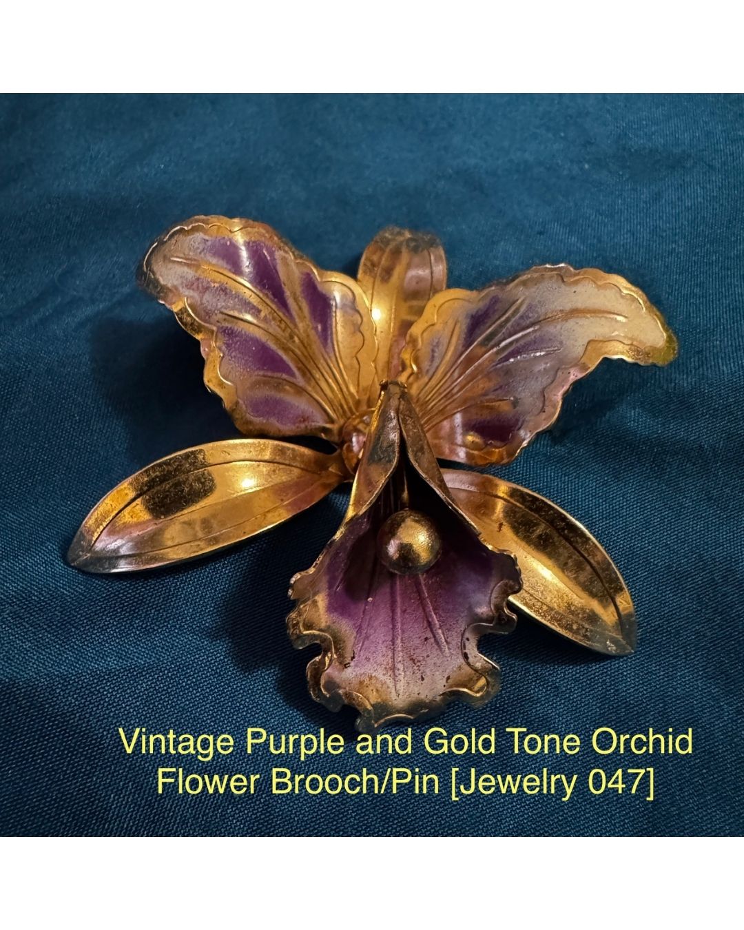 Vintage Purple and Gold Tone Orchid Flower Brooch/Pin [Jewelry 047]