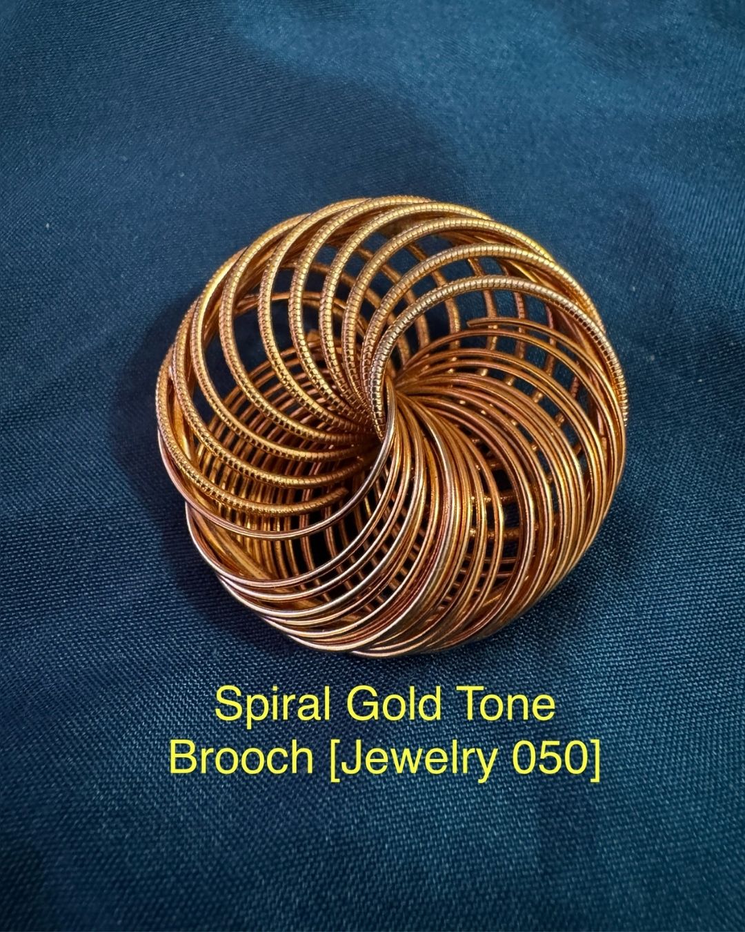 Spiral Gold Tone Brooch [Jewelry 050]