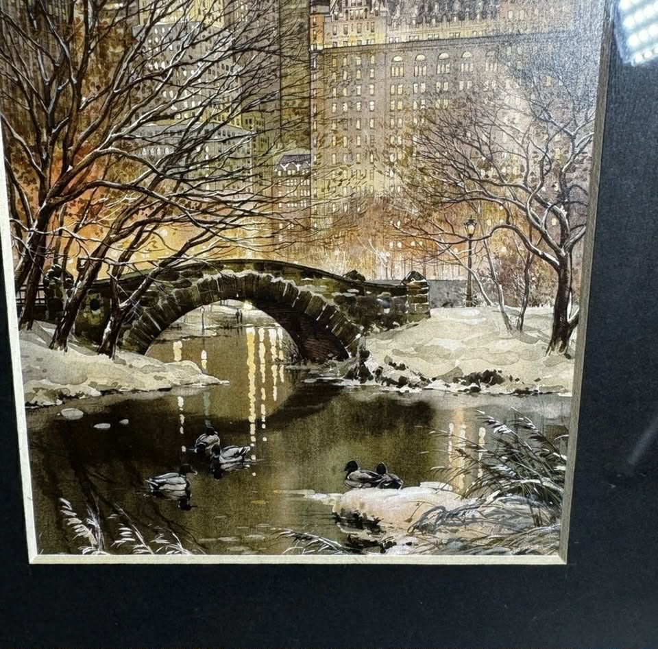 SIGNED New York City Artwork in simple black frame [Art 062]