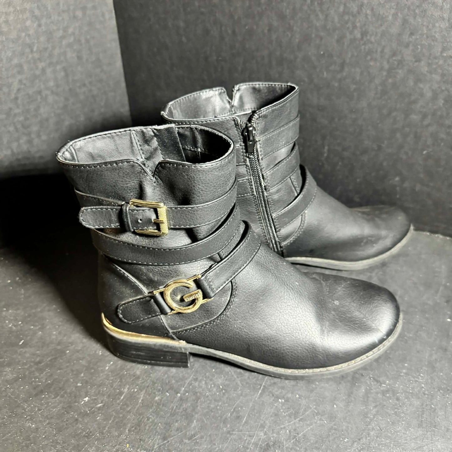 By Guess Black Ankle Boots Size 8.5 [Shoe 242]