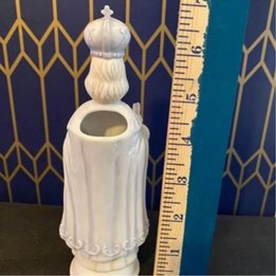 Infant of Prague Figurine [Item 381]