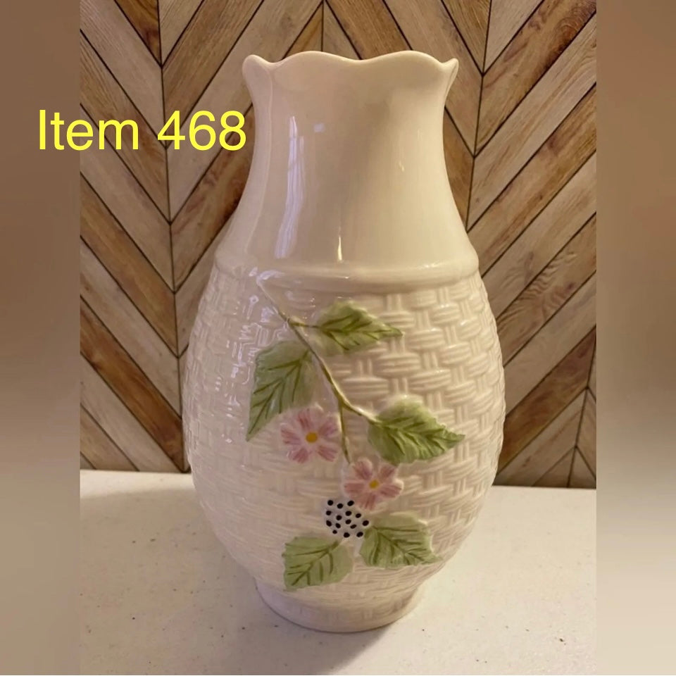 Belleek in Retrospect 8" 1999 Summer Briar Vase [Item 468]