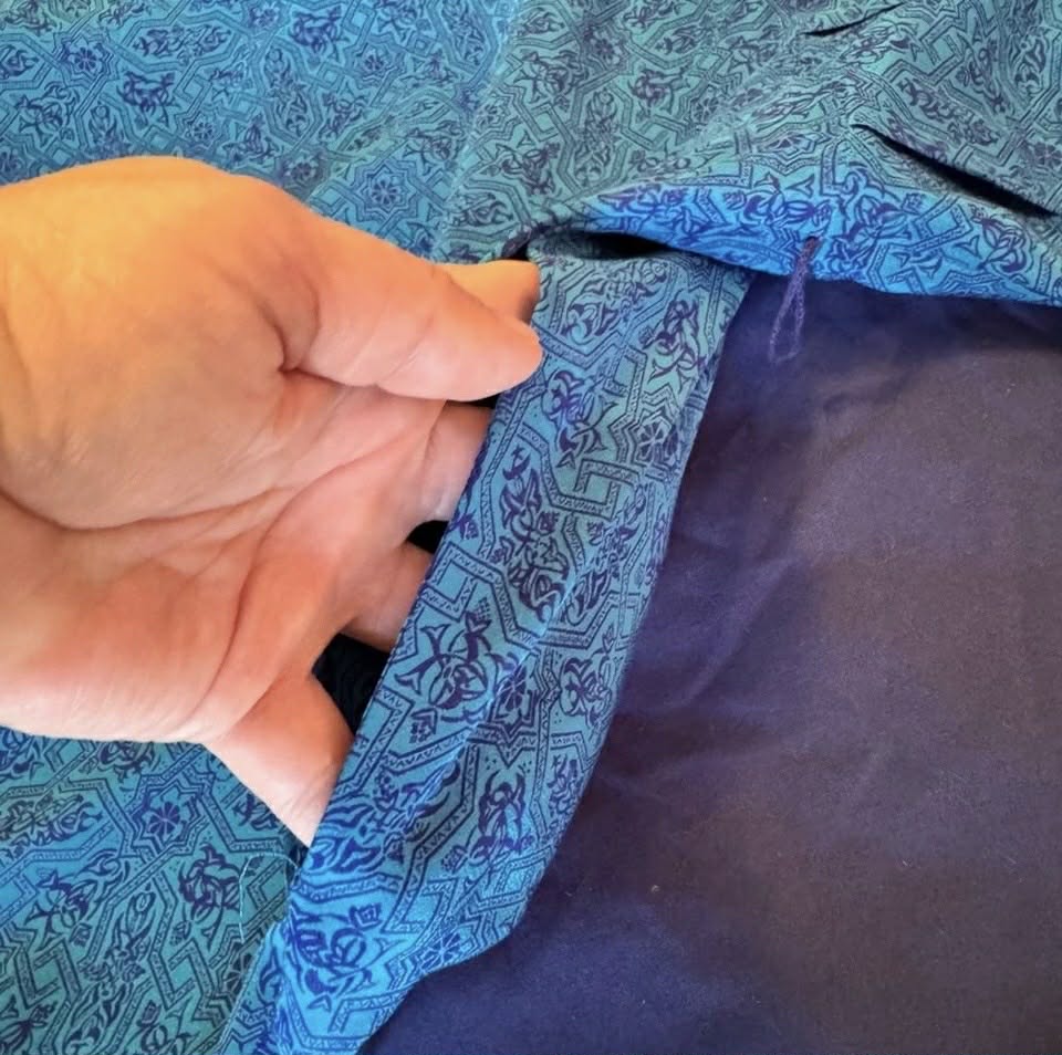 Liz Claiborne Blue Patterned Silk Dress, Petite 8 [Clothing 510]
