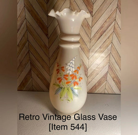 Retro Vintage Glass Vase [Item 544]