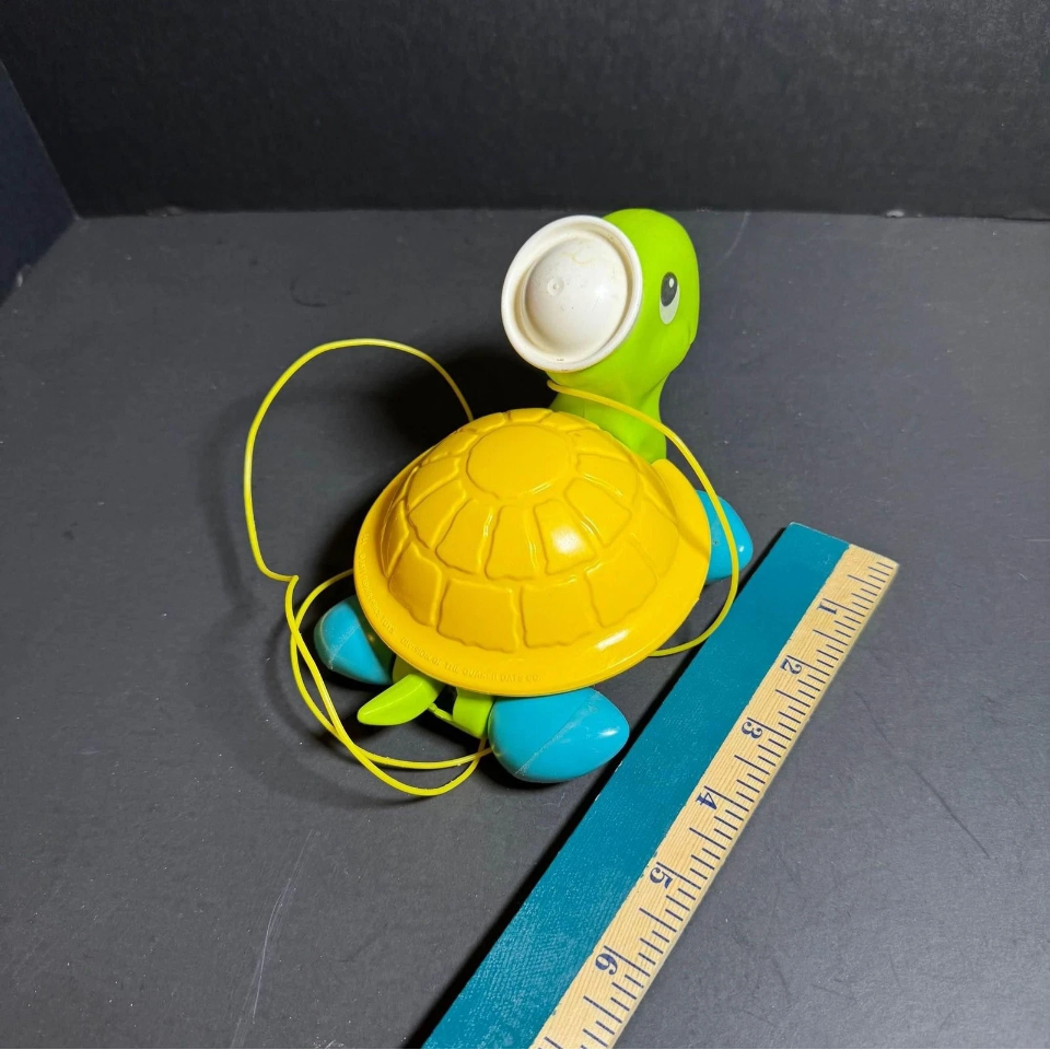 1977 Vintage Fisher Price Turtle Pull Toy [Item 860]