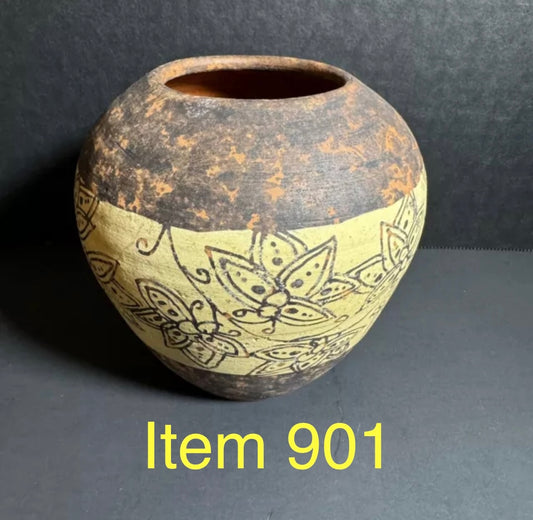 "Ginger Jar" Pottery [Item 901]