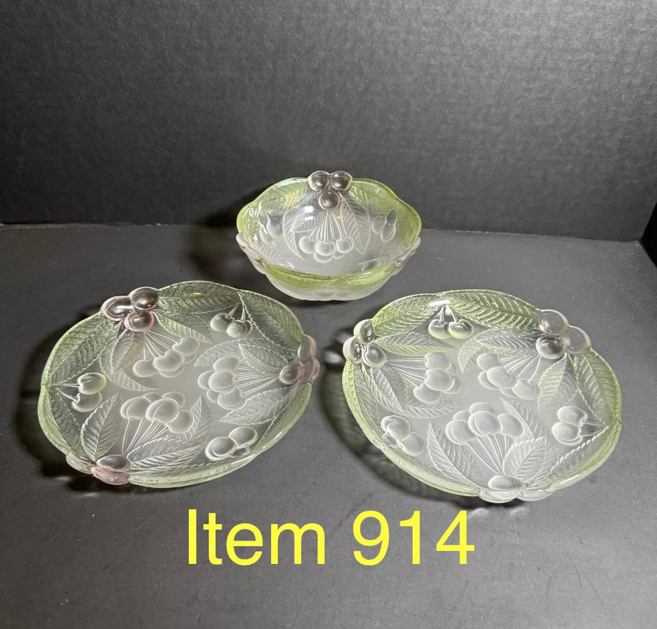 3 GORGEOUS Vintage Mikasa Hoya Cherry Frosted Glass Plates [Item 914]
