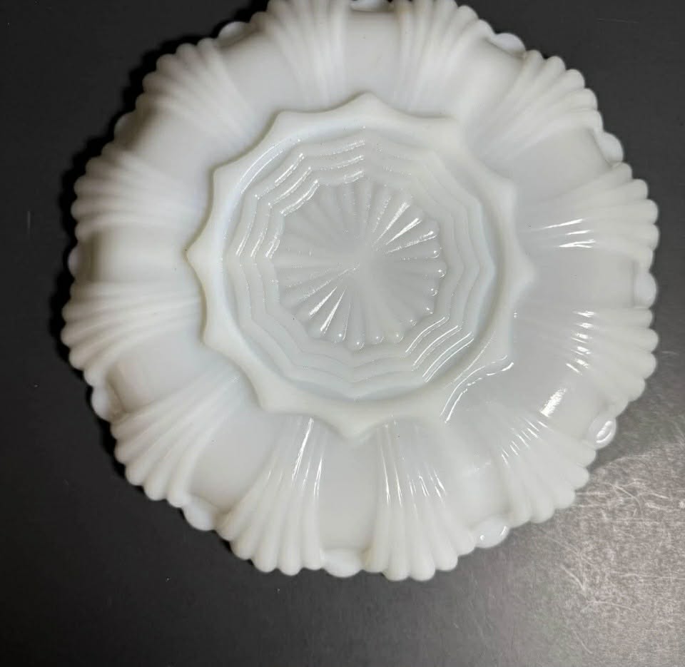 Vintage White Milk Glass Sectional Appetizer Serving Plate [Item 837]