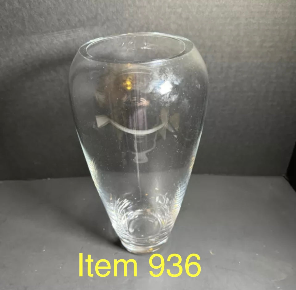 Clear Lenox Flower Vase [Item 936]