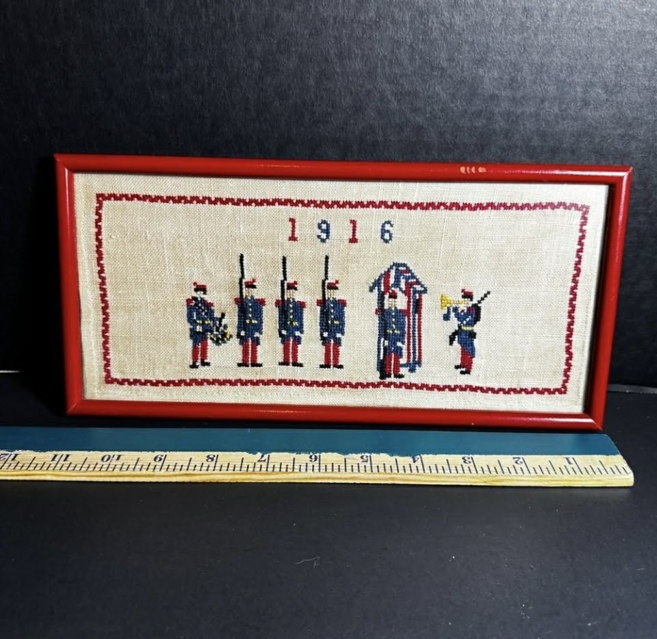 1916 Soldier Cross Stitch Framed Art [Art 053]