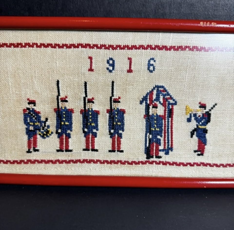 1916 Soldier Cross Stitch Framed Art [Art 053]