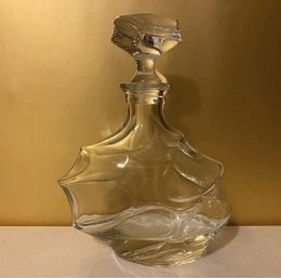 Unique Vintage / Retro Decanter Set [Item 218]
