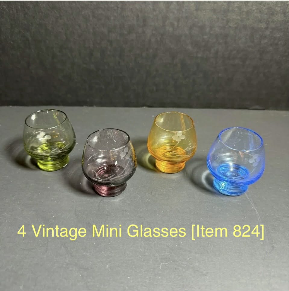 4 Vintage Mini Glasses [Item 824]