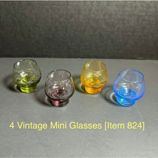 4 Vintage Mini Glasses [Item 824]