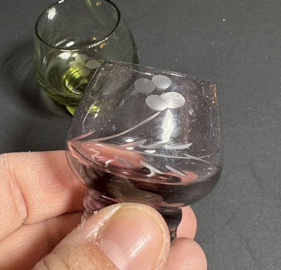 4 Vintage Mini Glasses [Item 824]