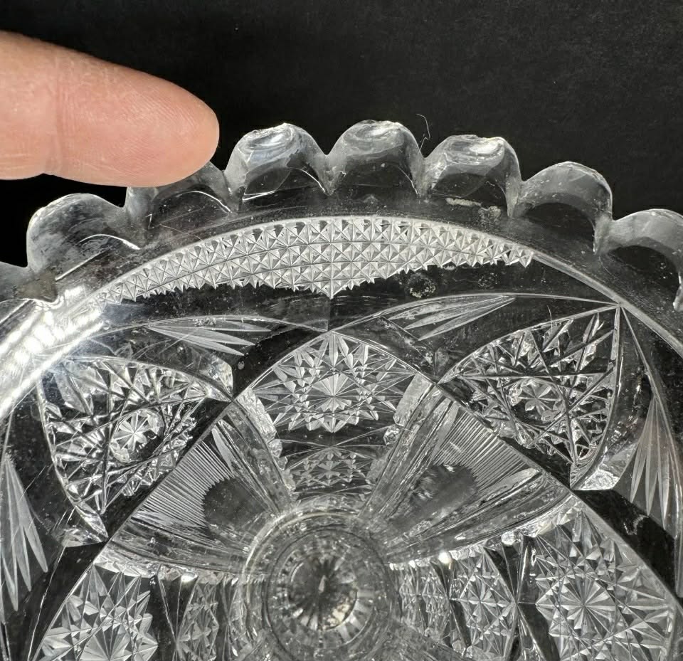 Cut Glass Flower Vase [Item 830]
