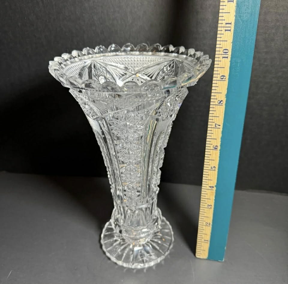 Cut Glass Flower Vase [Item 830]