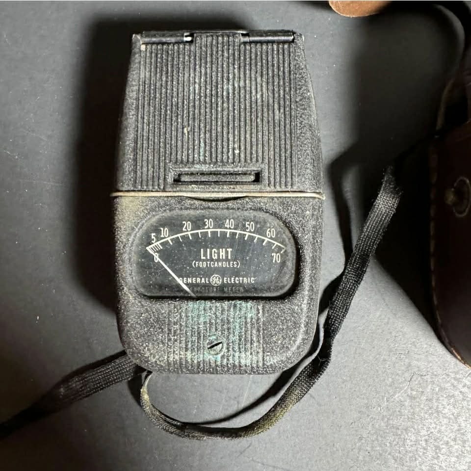 Vintage GE Light Meter [Item 856]