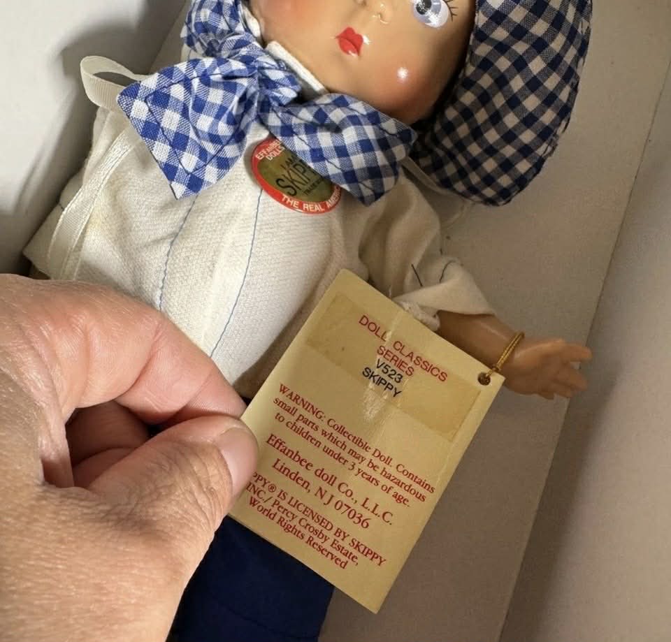 Vintage Doll - Effanbee Skippy V523 [Item 977] 1996