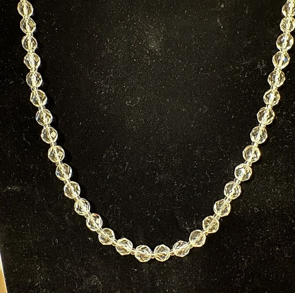 Clear Acrylic Bead Necklace [Jewelry 022]