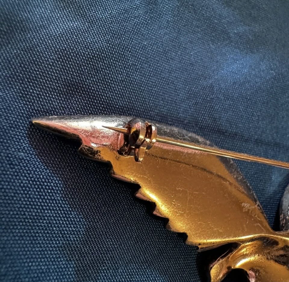 Vintage Gold Plated Benedikt NY Swooping Eagle in Flight Brooch [Jewelry 031]